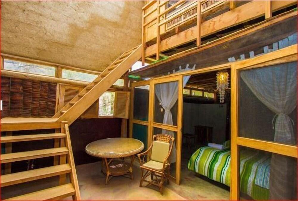 La Casa Verde Lepape