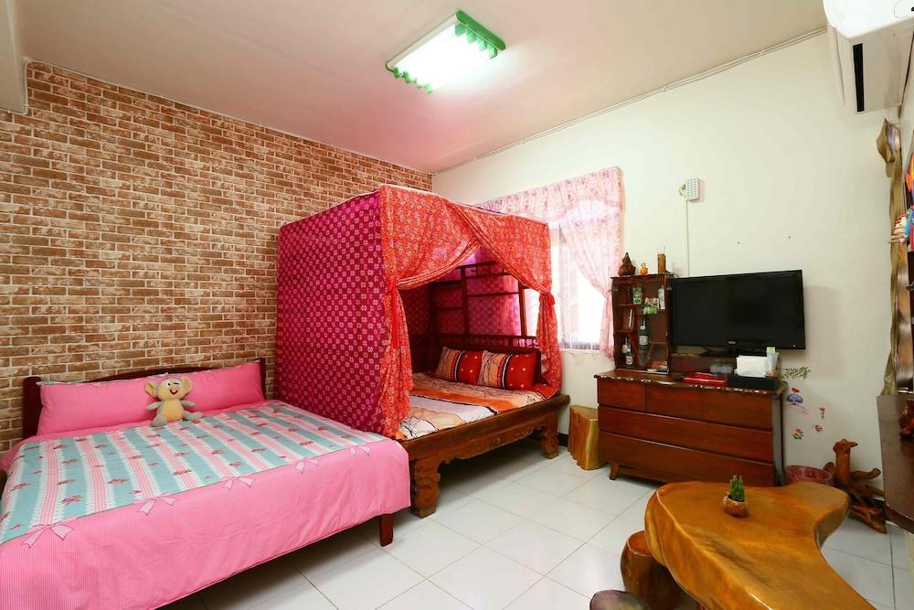 Time Traveling Hostel