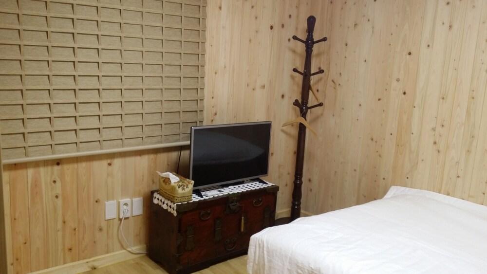 Guest House GODO - Hostel