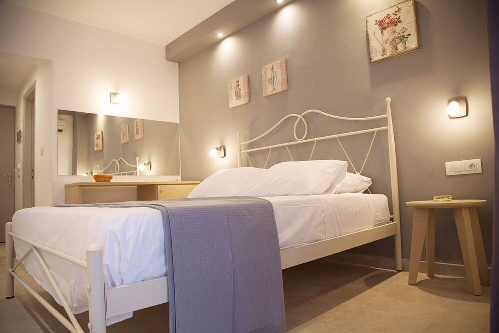 Island Resorts Maya Beach