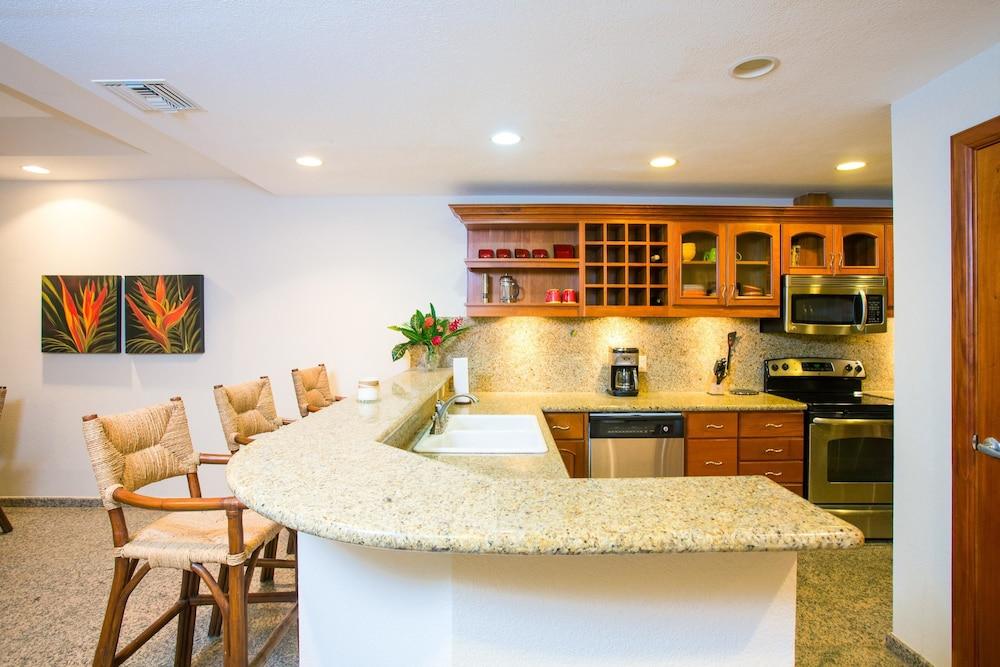 Lawson Rock Yellowfish 119