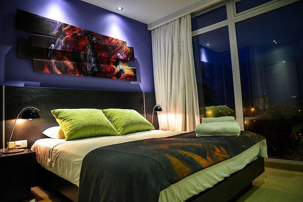 Ambit Boulevard Hotel Boutique