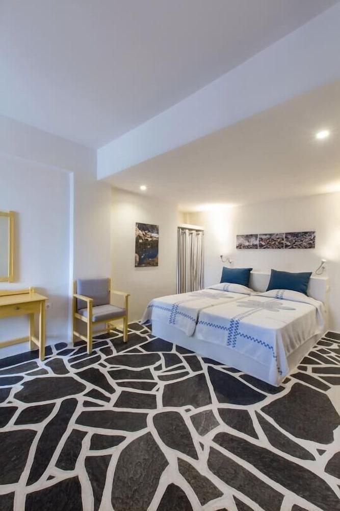 Byzantio Beach Suites & Wellness