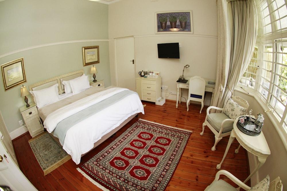 Oleander Guest House