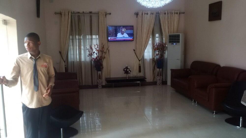 The Belvedere Resort