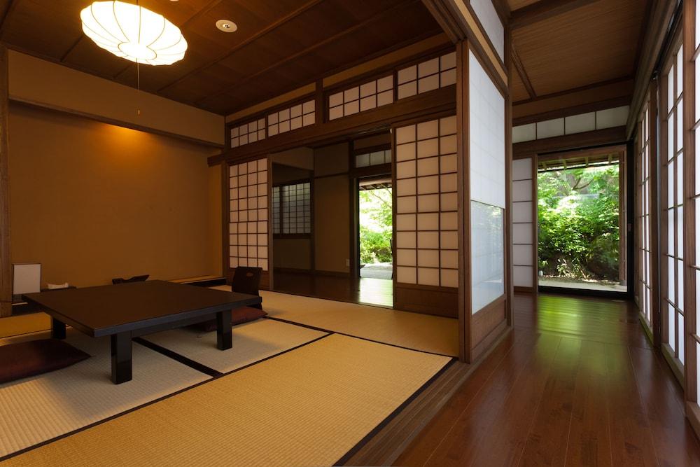 Yufuin Bettei Itsuki