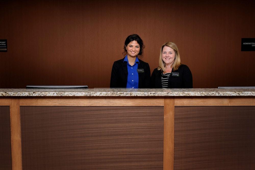 Hampton Inn & Suites by Hilton Truro