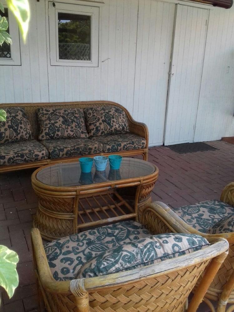 Palm Trees Apartments