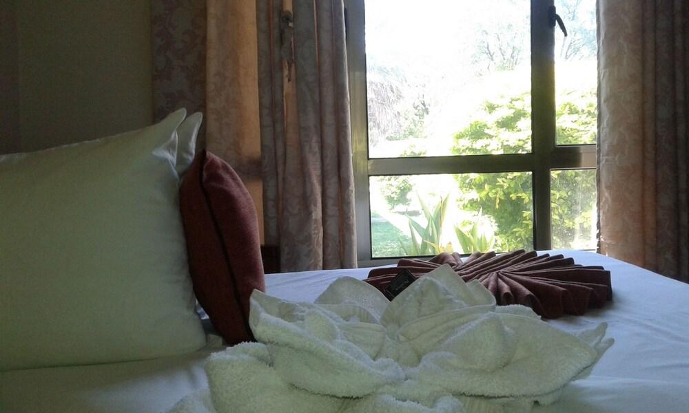 Okavango Roadside Guesthouse