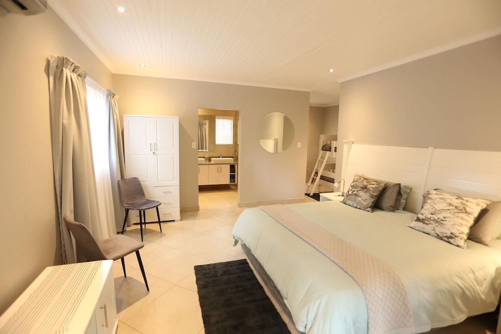 Rhino Coast Guest House