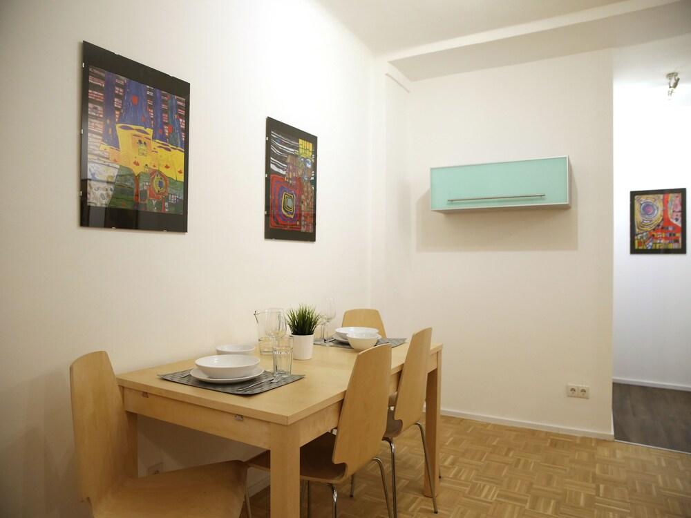 Flatprovider Comfort Perner Apartment