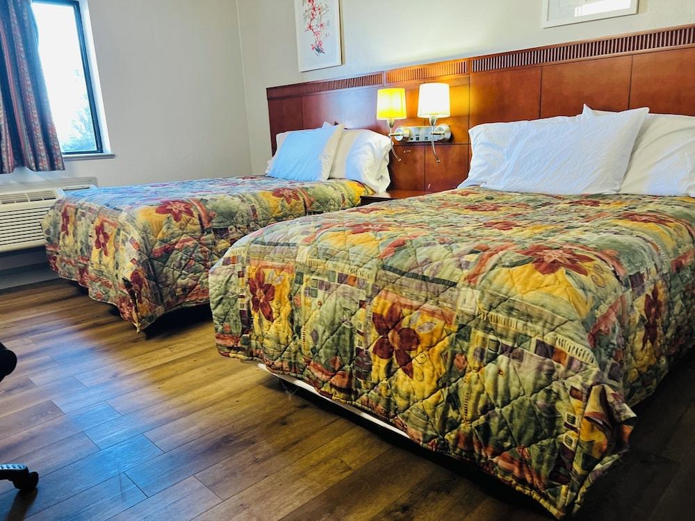 Rosewood Inn By OYO Union City I-69