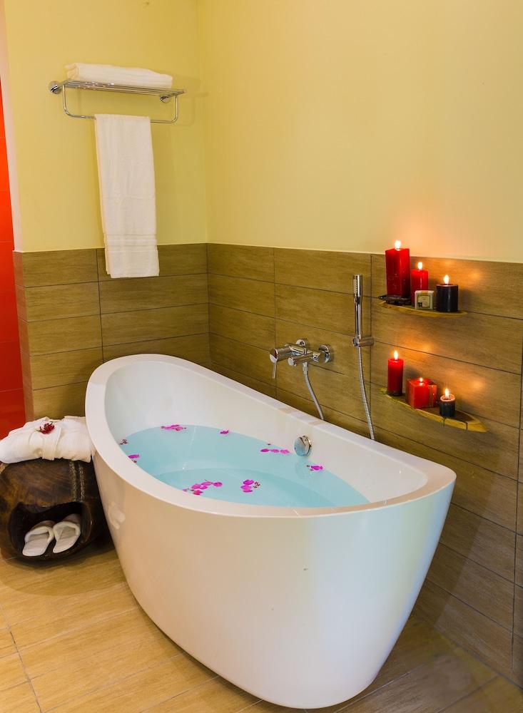 Peduase Valley Resort