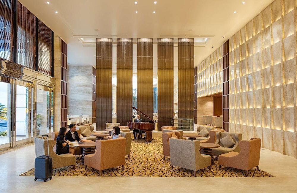 Wyndham Legend Halong Hotel