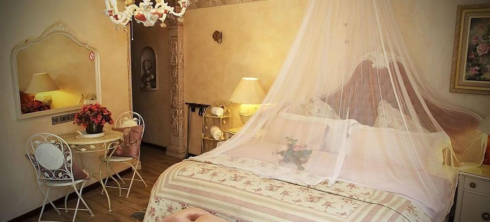 Belurana Collection Victoria Manor