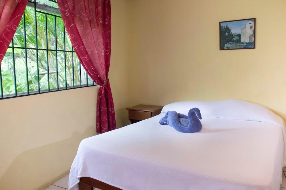 Valley View Lodge - Finca Huetares