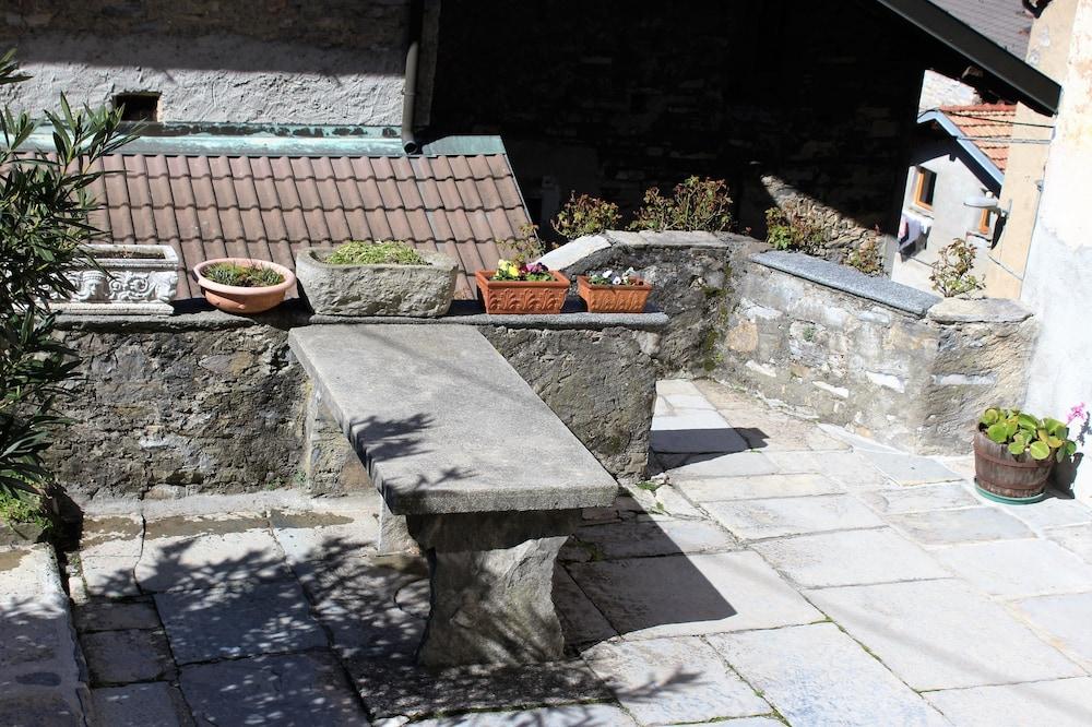 Comoholidays - Ul Palazz 18th Century Apartment