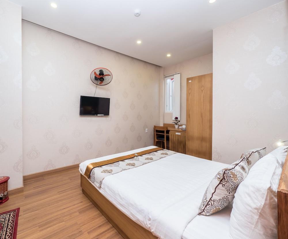 Nirvana Hotel Da Nang