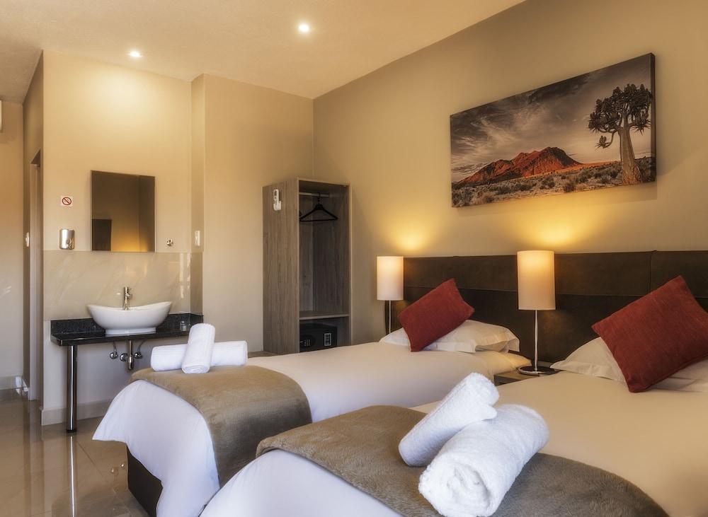 Springbok Inn by Country Hotels