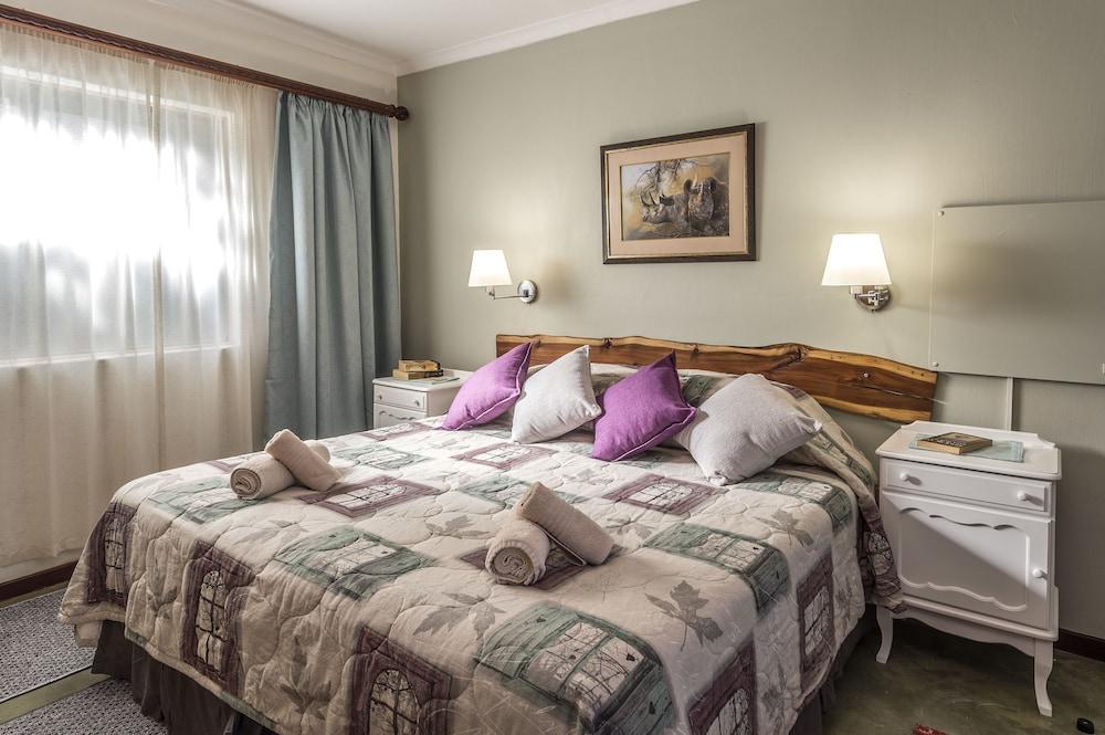 Dungbeetle River Lodge