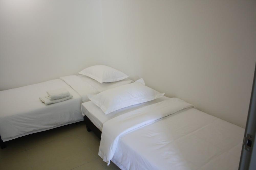 Cameron Golden Hills Resort