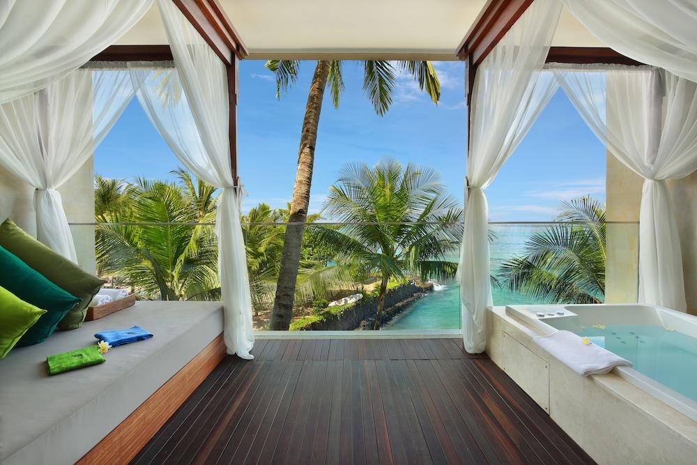 Candi Beach Villas - CHSE Certified