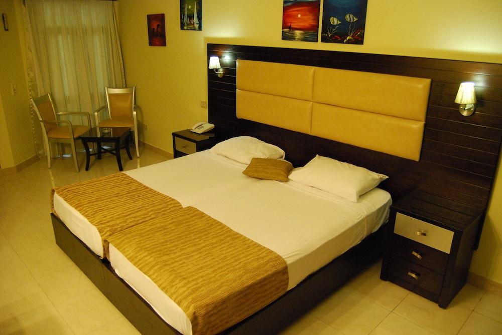 Cataract Layalina Resort