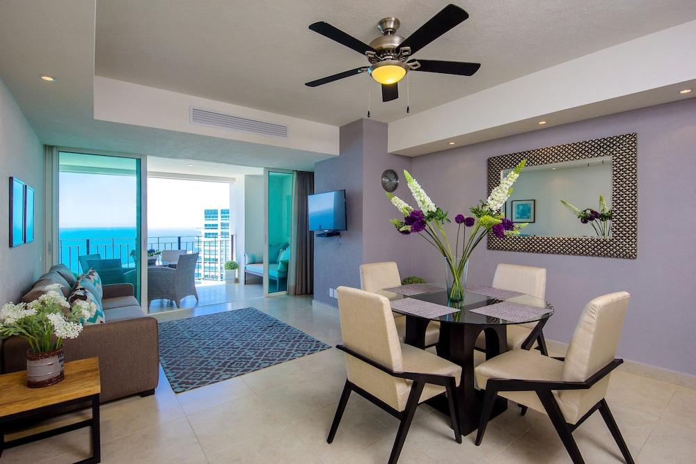 Grand Venetian Condominium