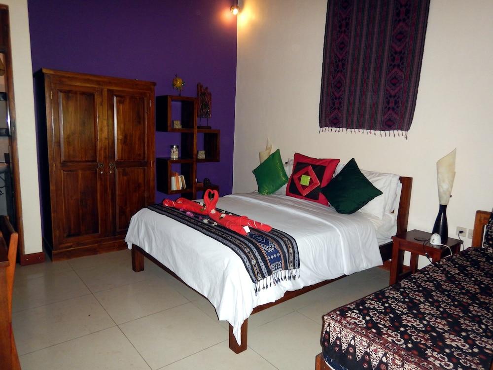 Puri Sayang Bungalows