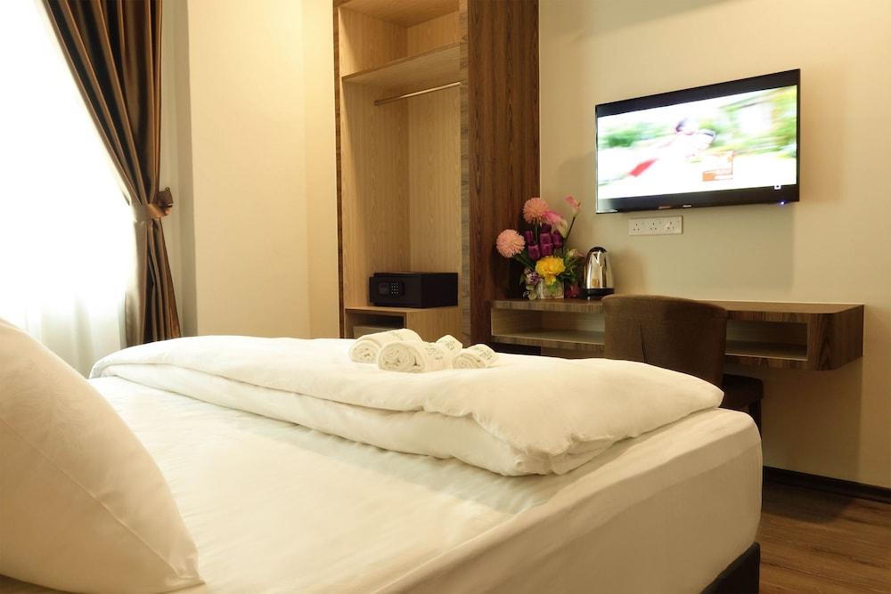 Tropicana Boutique Hotel