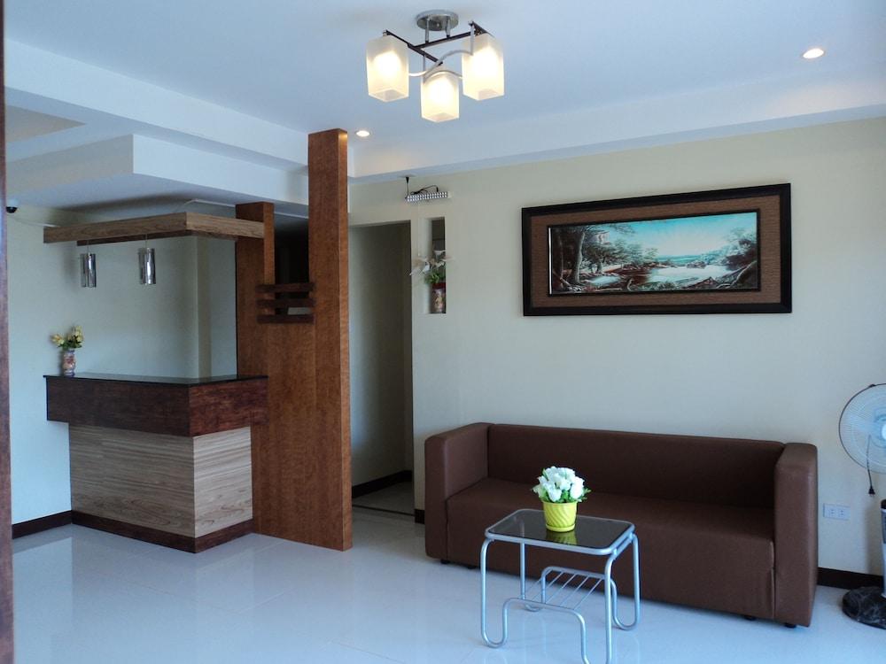 Greenfields Tourist Inn