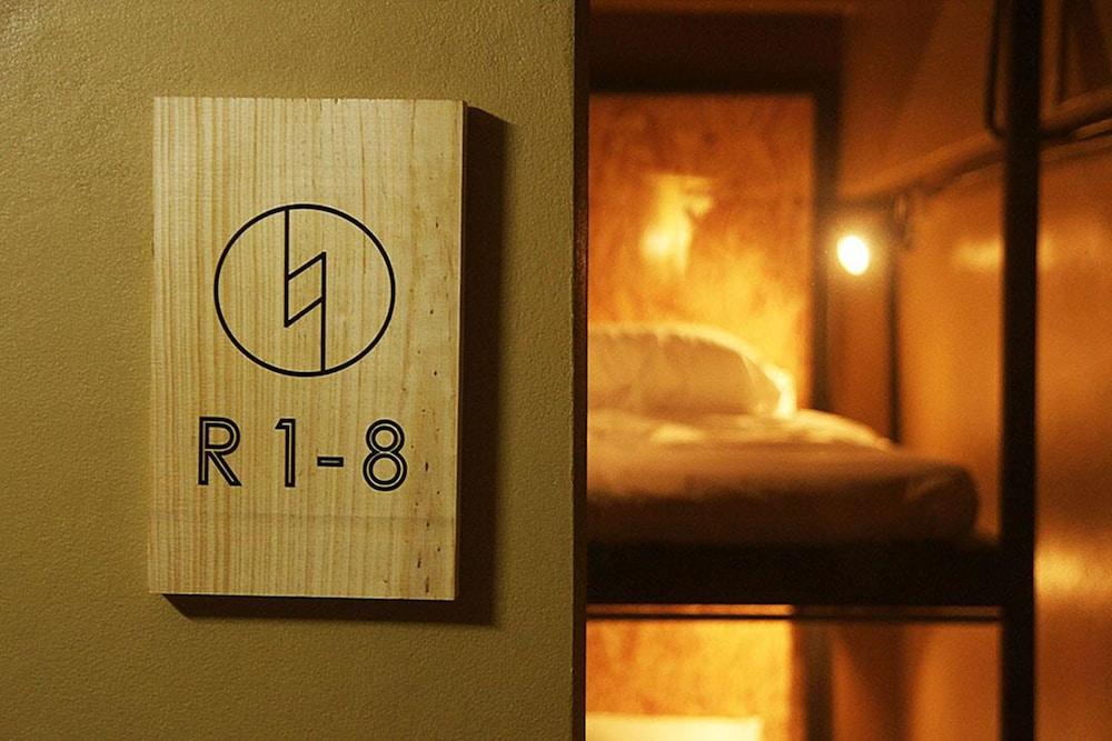 Buri Hotel and Hostel