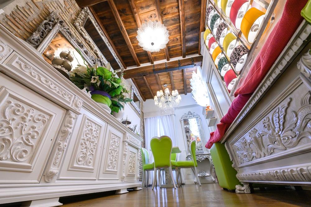 Domus Spagna Frattina Prestige Suite