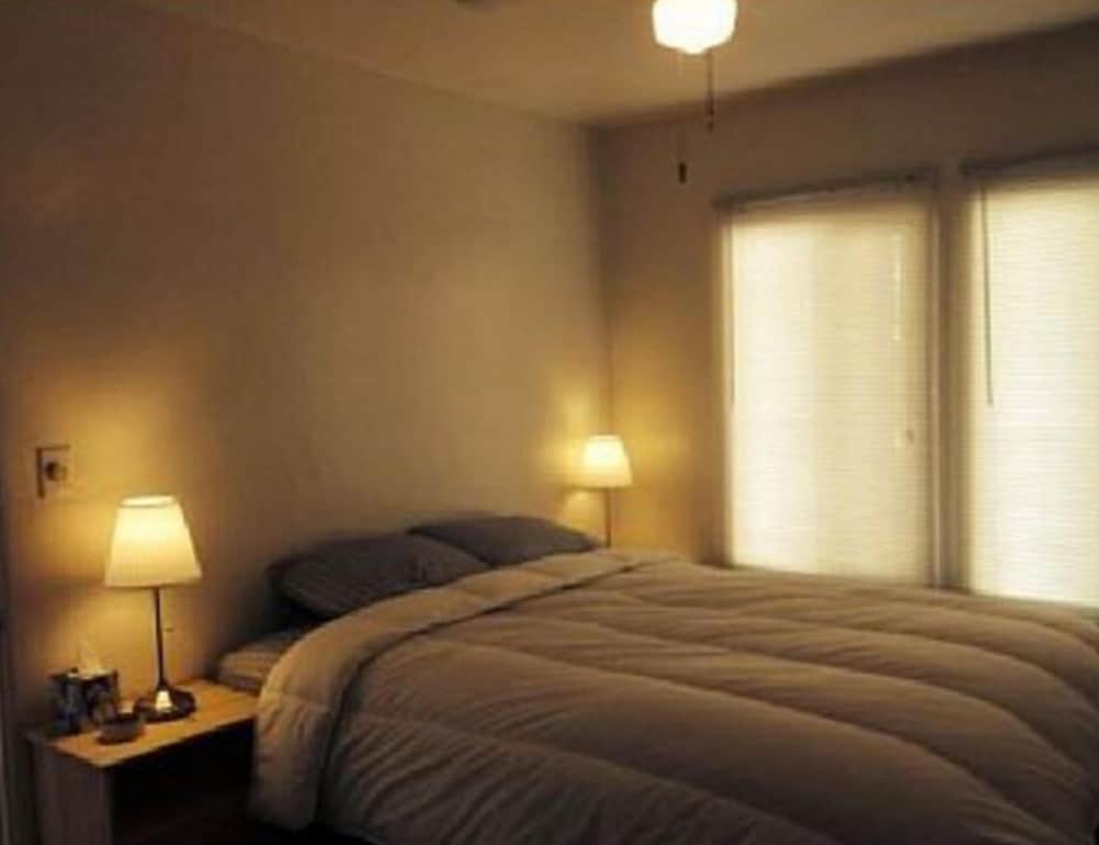 Ocean View Condos - Mission Beach