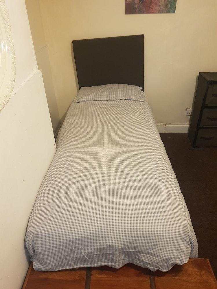 Felix Lodge Apartments