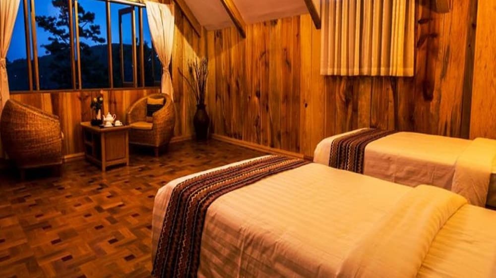 Dream Mountain Resort