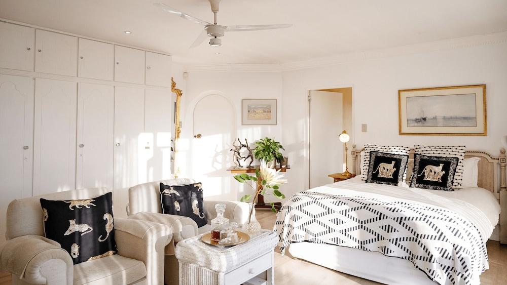 Kennedy's Beach Villa