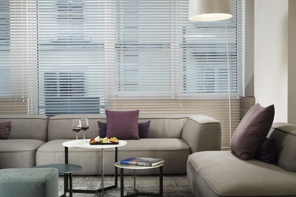 Glance Hotel In Florence