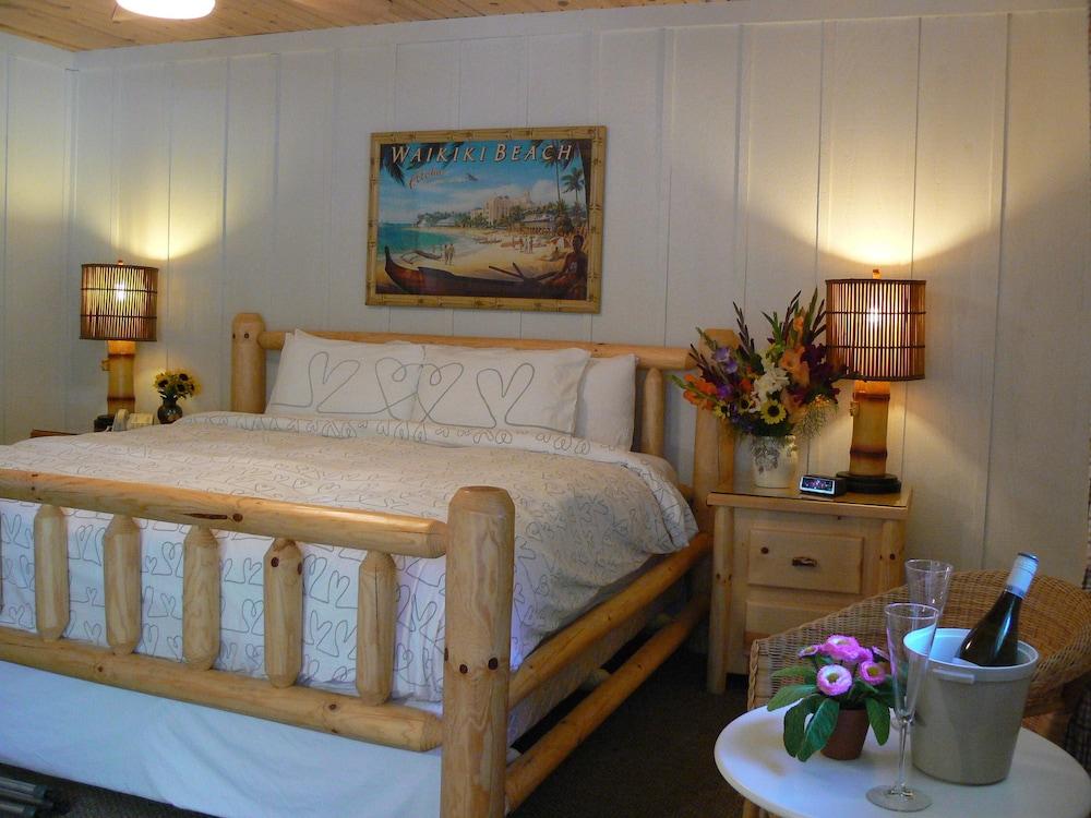 The Pines Motorlodge