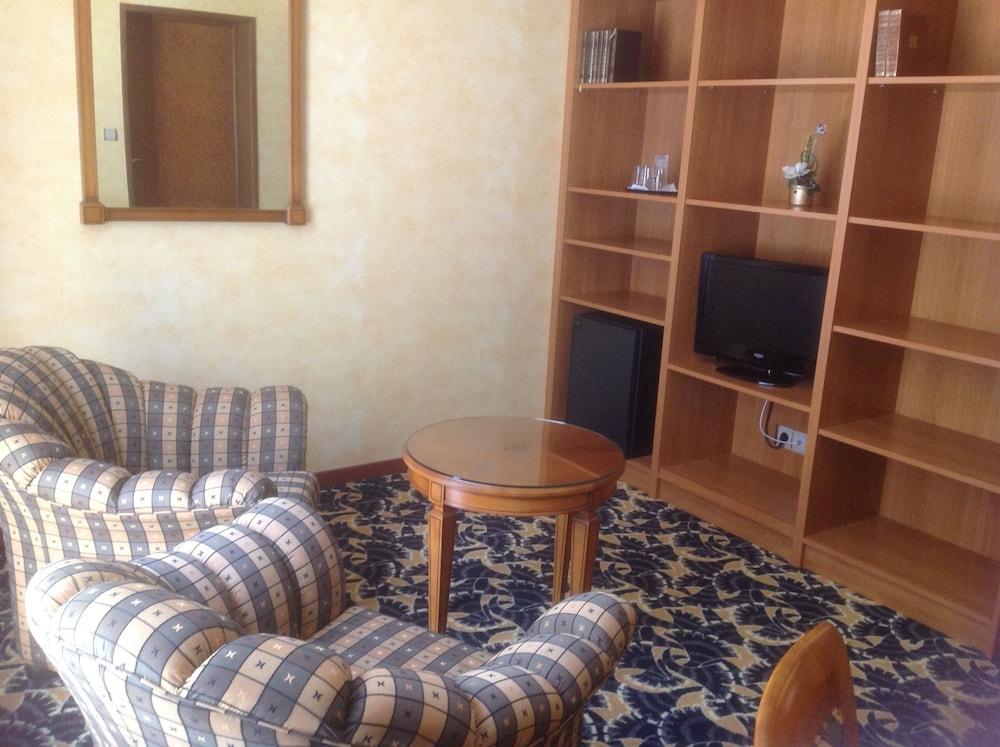 Hotel Le Pole Europeen