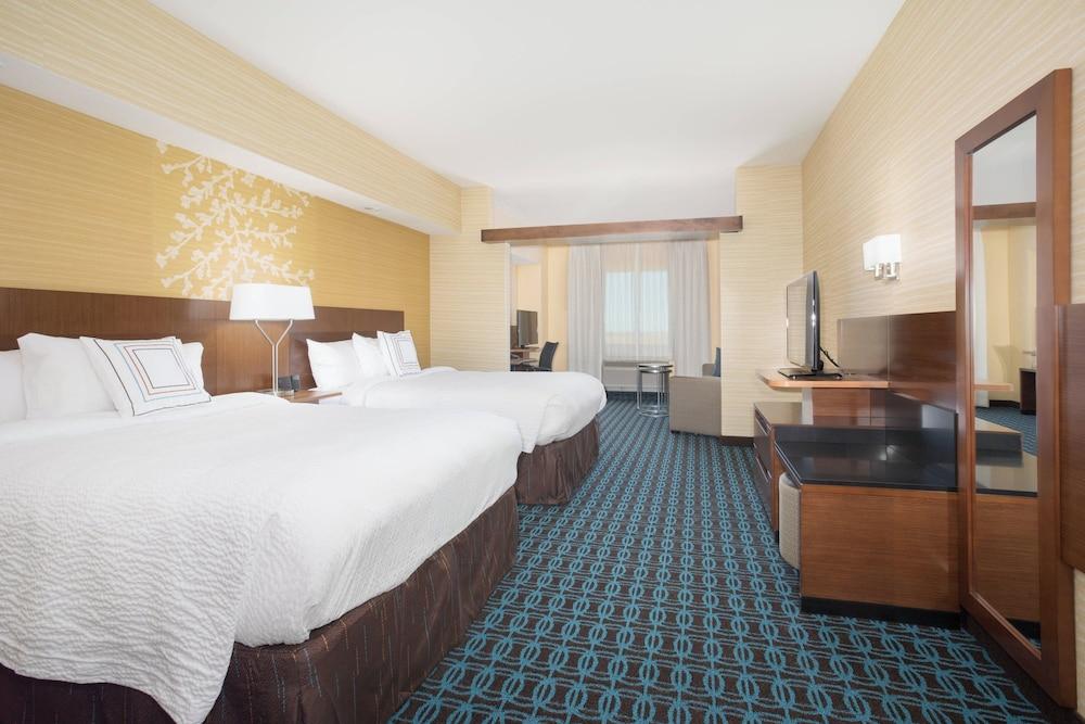 Fairfield Inn & Suites by Marriott Burlington
