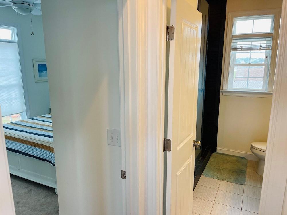 Compass Rose 4 Bedroom Home by RedAwning