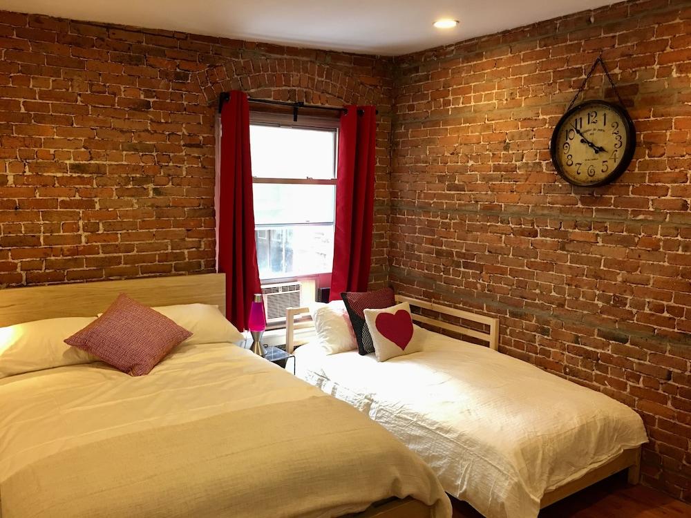 The Nomad Suites & Apartments