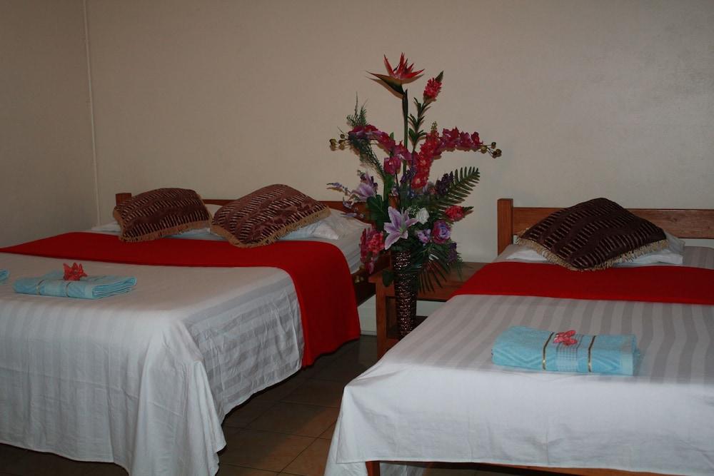 Pacific Paradise Motel