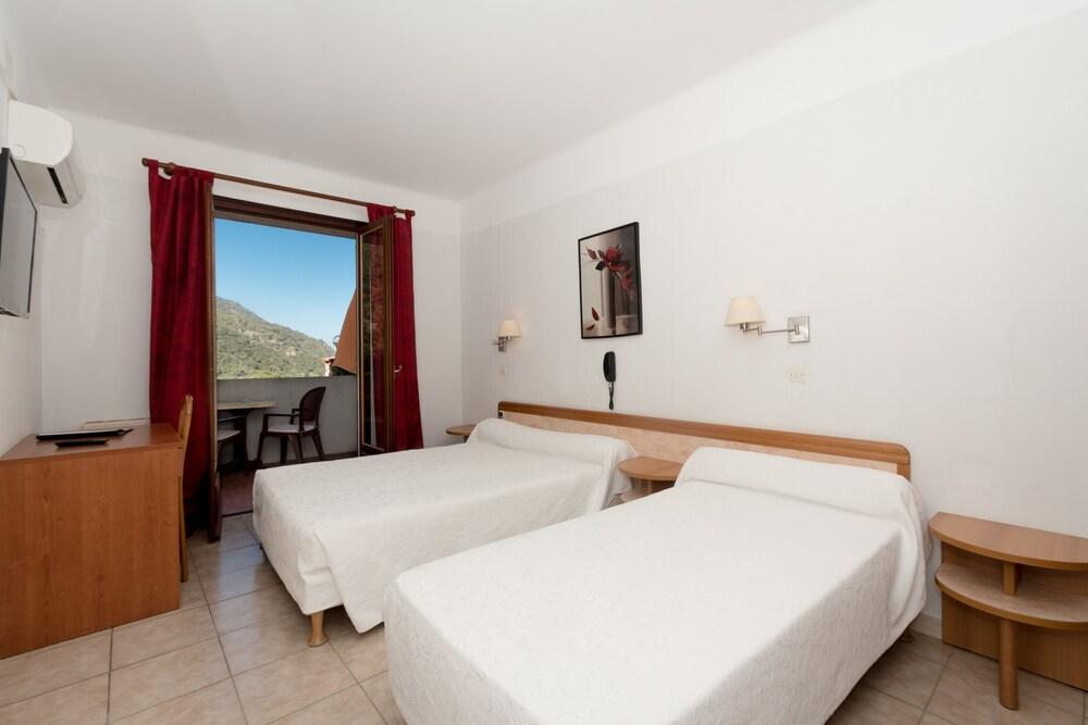 Le Porto Appart'Hotel