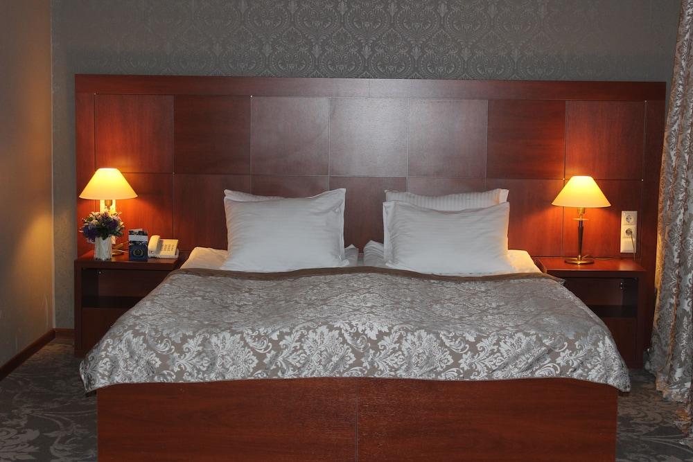 Astoria Tbilisi Hotel