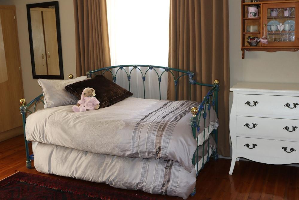 Aletheim Guest House Collection