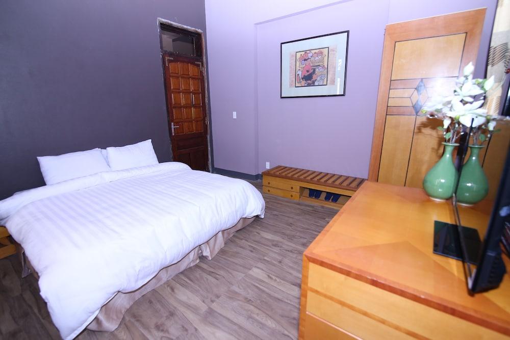 Geminai Hotel & Cafe