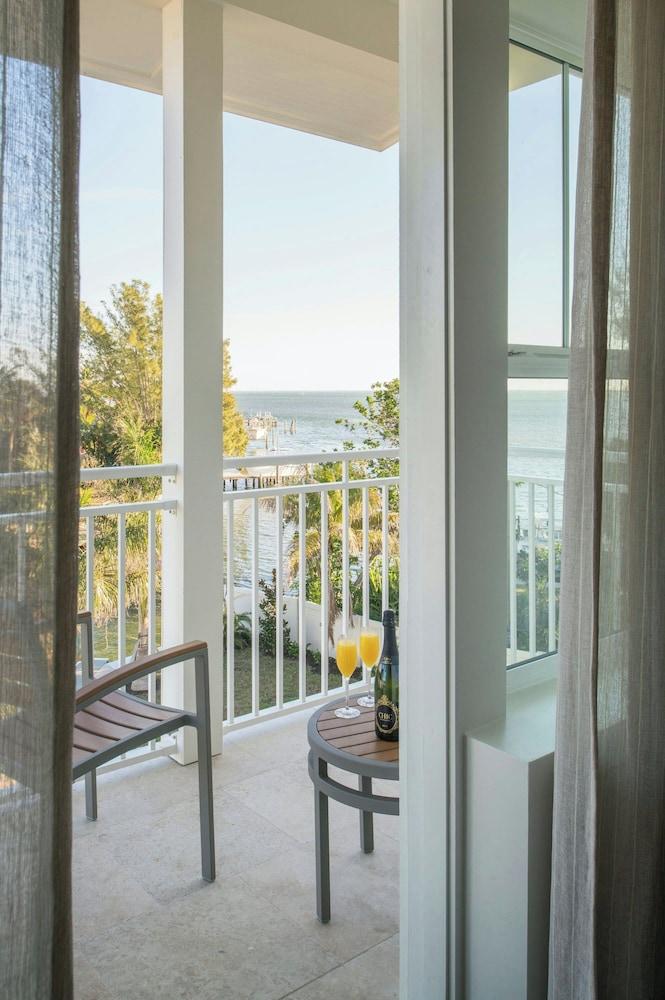 Waterline Villas & Marina, Autograph Collection