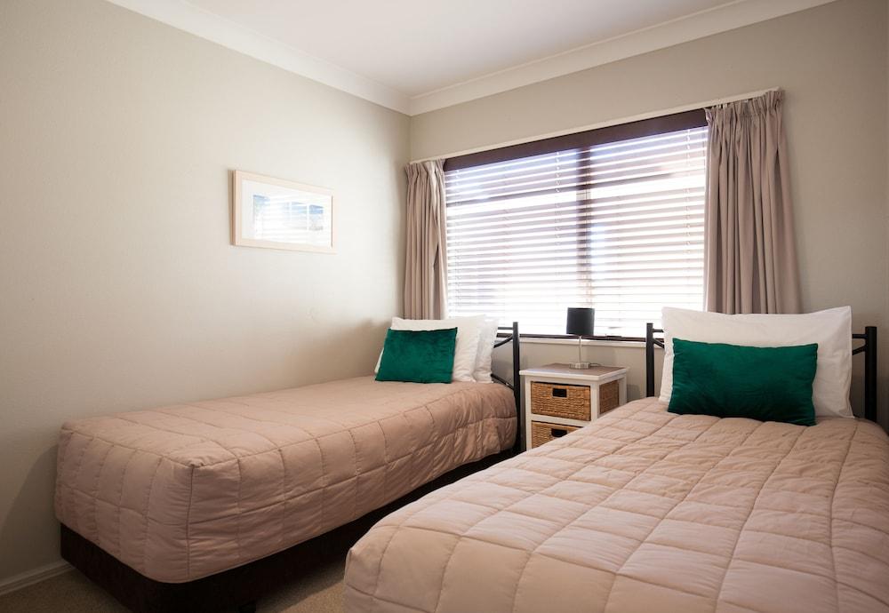 Pacific Palms Resort